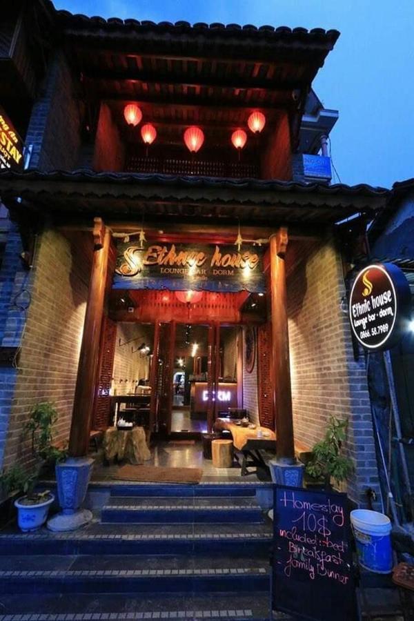 Ethnic House Lounge Bar & Hostel ドン・ヴァン エクステリア 写真
