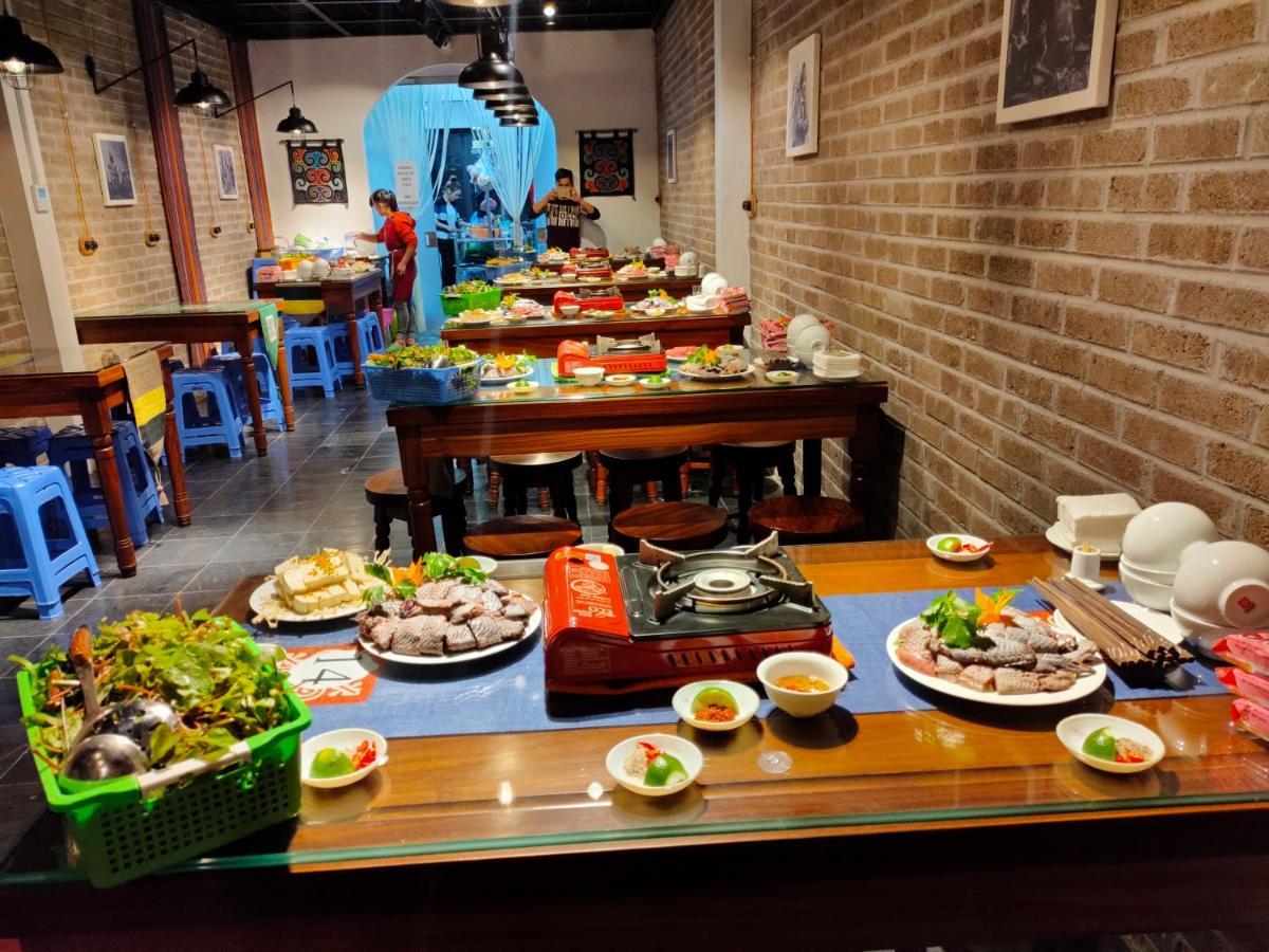 Ethnic House Lounge Bar & Hostel ドン・ヴァン エクステリア 写真
